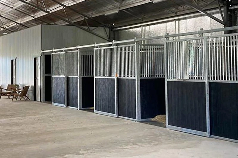 modular-stables modular-stables